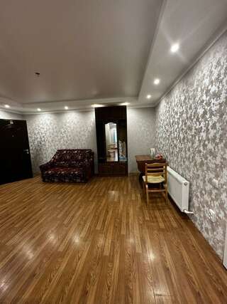 Гостевой дом Дом туриста Миллерово Номер стандарт семейный-12