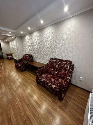 Гостевой дом Дом туриста Миллерово Номер стандарт семейный-10